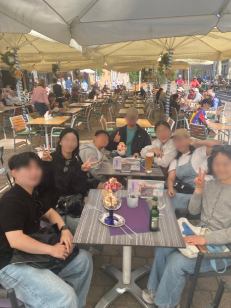 SE-70d12405-2e13-414b-9102-ac8bcff6e35b.jpg