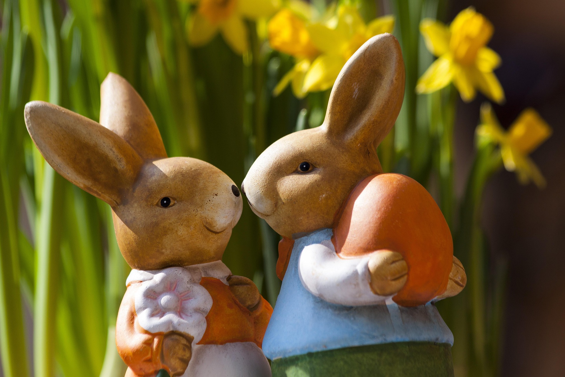 stux-easter-bunny-95096_1920.jpg
