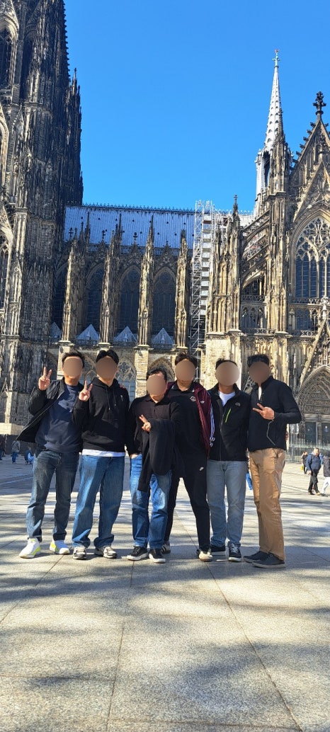 SE-770d64af-6cbd-4dc3-a378-ef36d83e9de9 (1).jpg